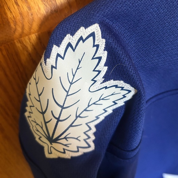 Official NHL Reebok Medium Women’s Maple Leafs Jersey. Brand new, with tags. - Picture 3 of 7